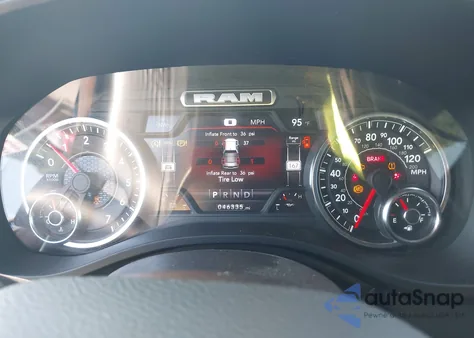 2022 Ram 1500 Big Horn 4X4 5'7 Box из США, поврежденный, VIN 1C6RRFFG8NN313948